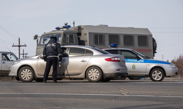 ​В ХМАО полицейским пришлось стрелять, чтобы остановить пьяного водителя