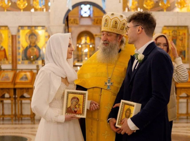 ​Популярный блогер из Сургутского района AKIMBO_69 женился и обвенчался