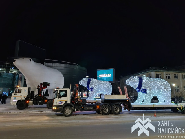 ​Караван из светящихся мишек прошел в столице ХМАО. ФОТО