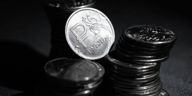 ​В ХМАО сотрудница нефтяной компании шантажировала руководителя и вымогала 47 млн