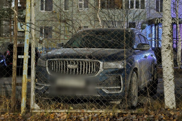 Две машины с абсолютно одинаковыми госномерами нашли в Нижневартовске Две машины с абсолютно одинаковыми госномерами нашли в Нижневартовске