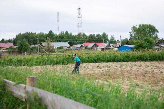​Огородникам Сургутского района дали воду