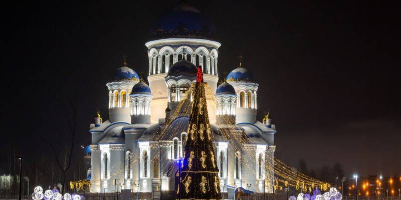 ​Сургут к Новому году украсят в стиле русских сказок