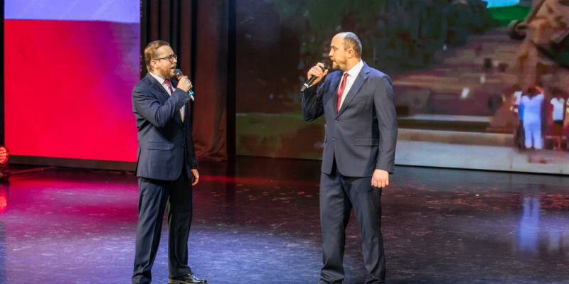 В Сургутском районе прошел концерт ко Дню Героев Отечества