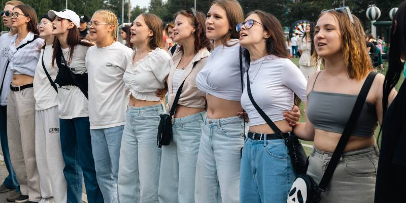 Праздник с ягодным вкусом – первый проект «Малина» реализовали в Сургутском районе в день молодежи