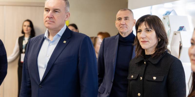 Губернатор Югры Руслан Кухарук посетил форум &laquo;Креативный старт в Сургутском районе&raquo;