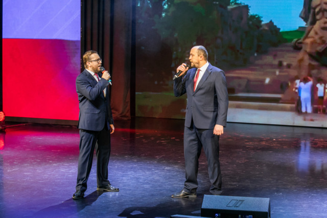 В Сургутском районе прошел концерт ко Дню Героев Отечества