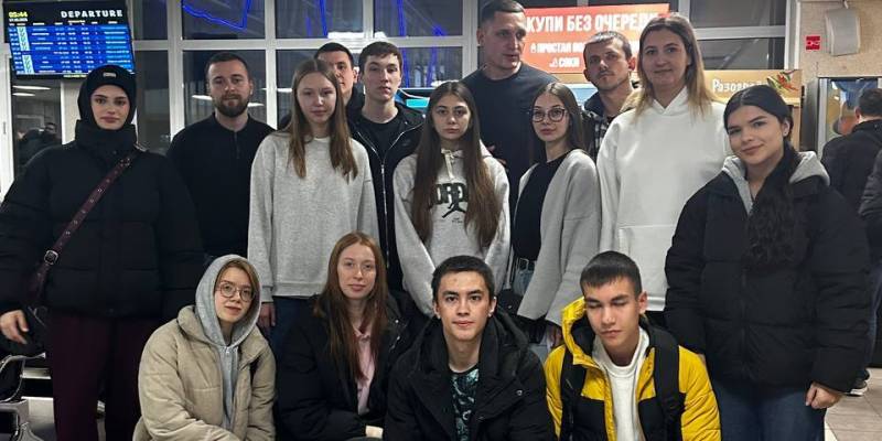 Финалисты проекта «Самолёт Победы» отправились в Новосибирск Финалисты проекта «Самолёт Победы» отправились в Новосибирск