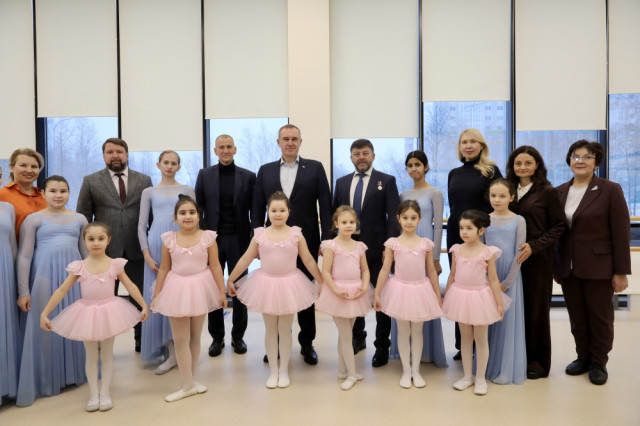 Губернатор Югры о КДЦ в Солнечном: &laquo;Очень достойный объект&raquo;