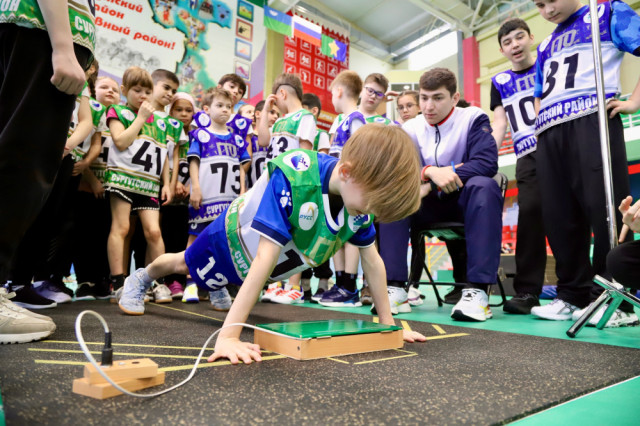 В Сургутском районе прошло массовое ГТО-тестирование с участием более 300 школьников