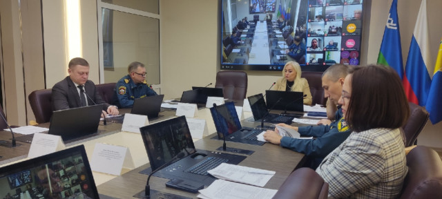 В пяти поселениях Сургутского района рекомендовано ввести особый противопожарный режим