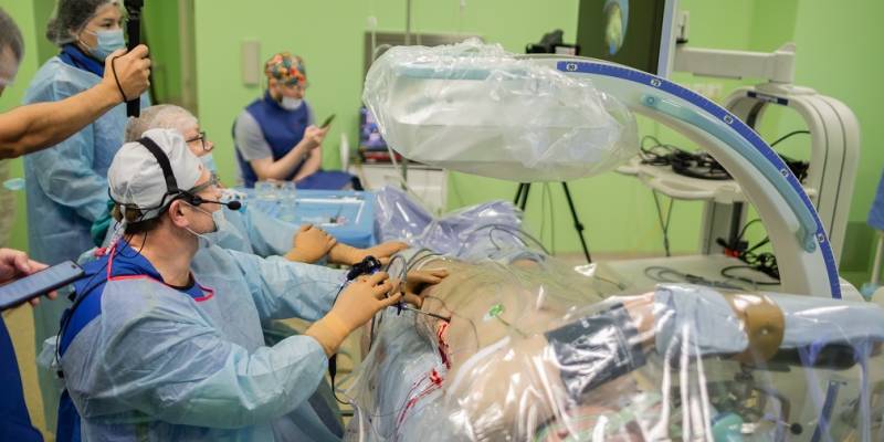 Репортаж из операционной: как избавиться от камней без мучений