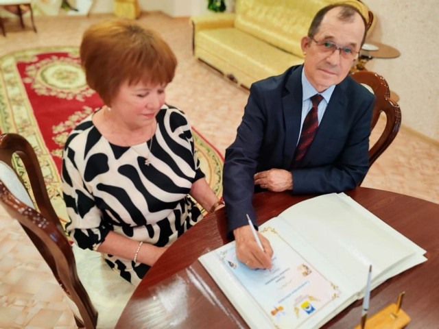 Семья Шамаевых отметила 45-лет супружеской жизни