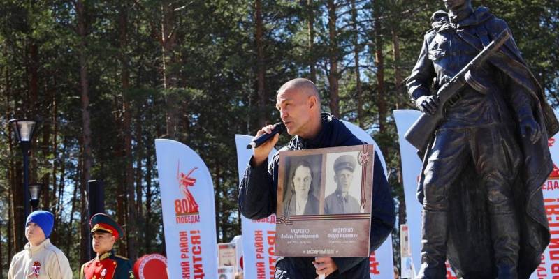 В Барсово открыли памятник «Солдату Победителю»