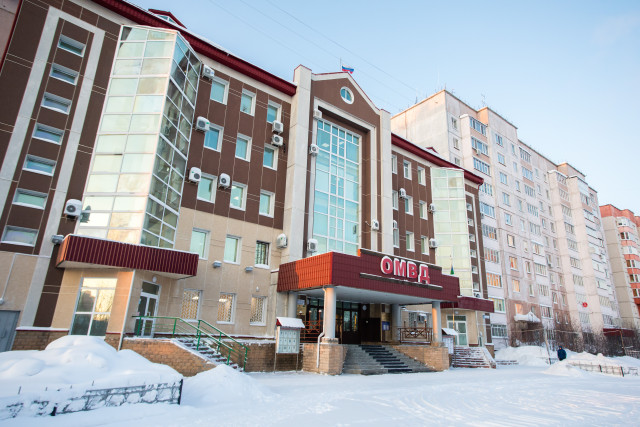 Полиция ищет советников