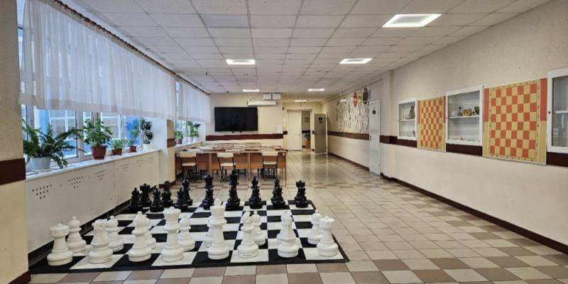 В Федоровской школе №2 открылась современная шахматная зона
