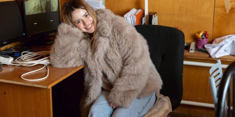 ​Вместо сайтов знакомств &ndash; волшебный стул в Сургутском районе помогает выйти замуж