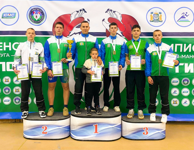 Спортсмены Сургутского района – призеры Чемпионата Югры по гиревому спорту Спортсмены Сургутского района – призеры Чемпионата Югры по гиревому спорту