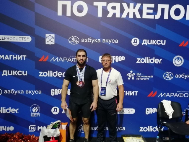 Тяжелоатлет из Сургутского района вошёл в тройку сильнейших на Чемпионате России
