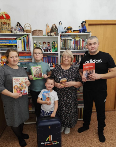 В Сургутском районе одиннадцать «Чемоданов Победы» отправились в путешествие к семьям