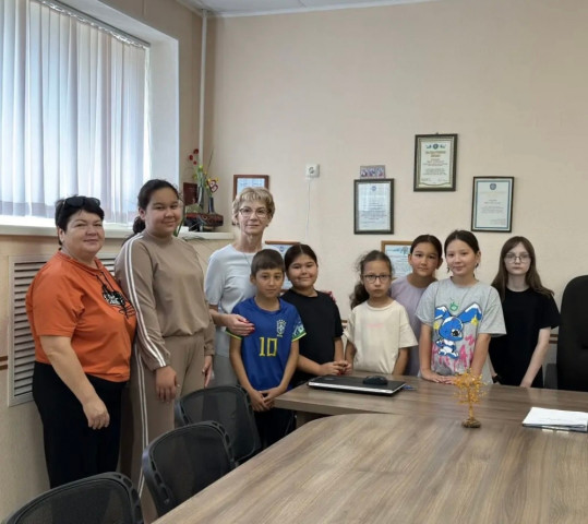 В Лянторе состоялась профилактическая встреча с подростками в пришкольном лагере В Лянторе состоялась профилактическая встреча с подростками в пришкольном лагере