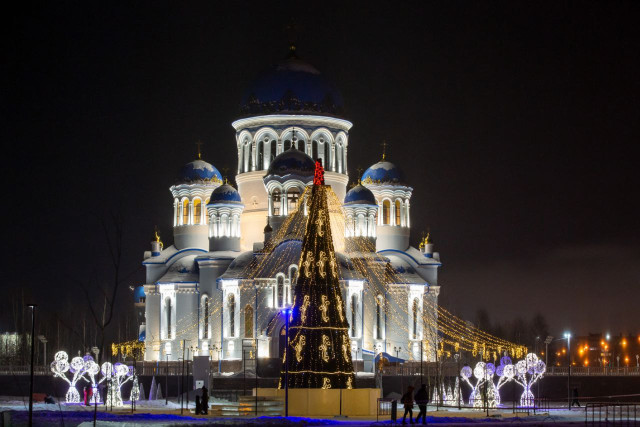 Сургут к Новому году украсят в стиле русских сказок Сургут к Новому году украсят в стиле русских сказок