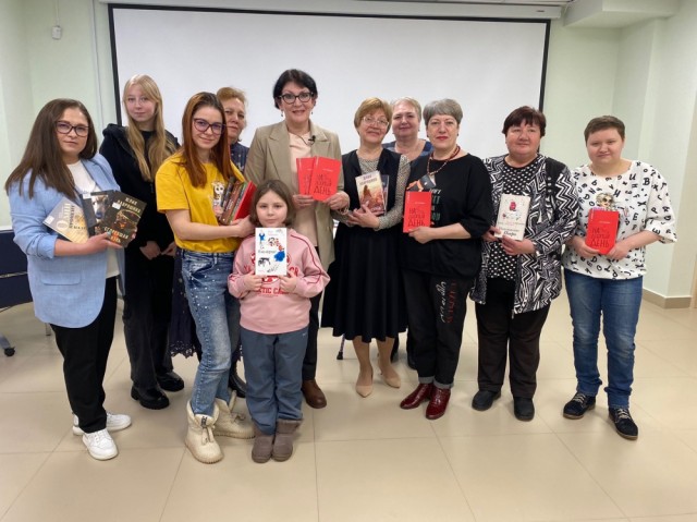 В библиотеках Сургутского района прошла акция «Неделя детской книги» В библиотеках Сургутского района прошла акция «Неделя детской книги»
