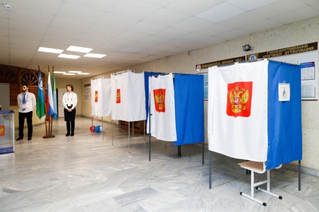 В ХМАО явка на второй день президентских выборов составила почти 70%