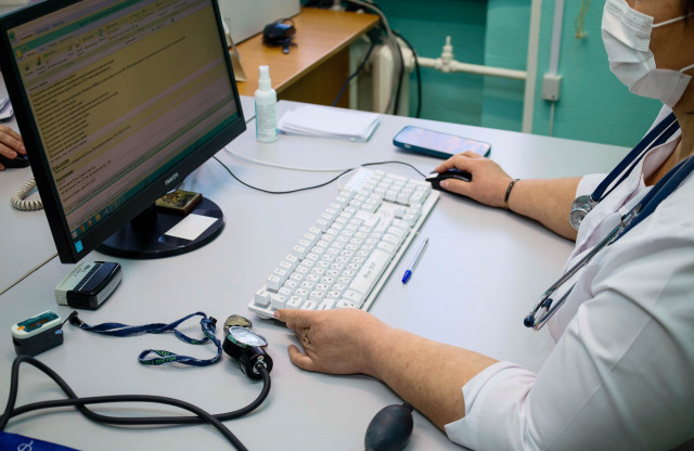 Второй житель ХМАО после простуды заработал воспаление сердца