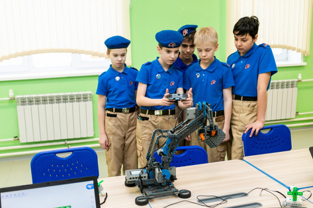 Мобильный технопарк начинает работу в Сургутском районе