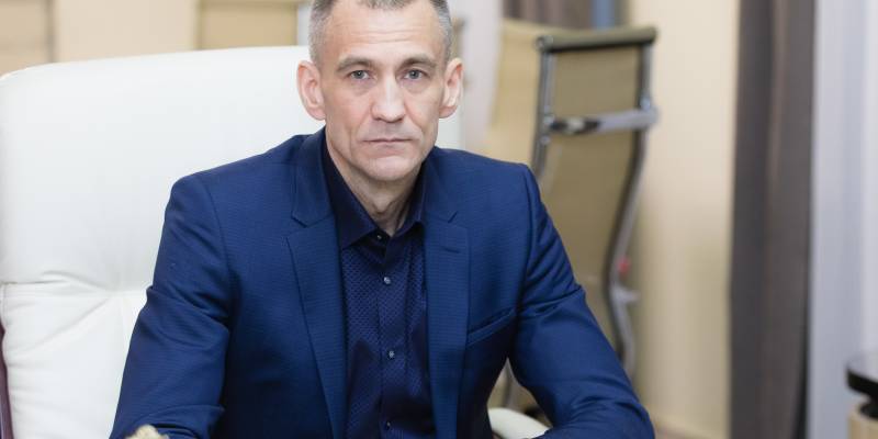 Андрей Трубецкой поздравил земляков с праздником: от вас зависит экономика страны