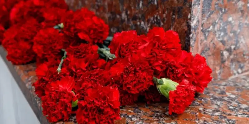 Врача скорой, найденного мертвым в Сургуте, похоронят в рождественский сочельник