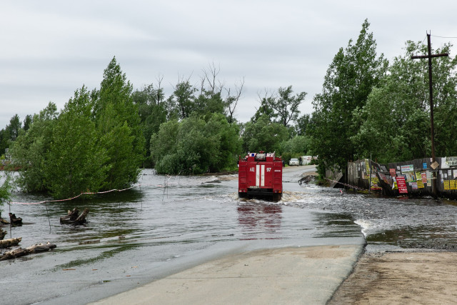 Уровень воды на Оби в ХМАО поднимается к критической отметке Уровень воды на Оби в ХМАО поднимается к критической отметке
