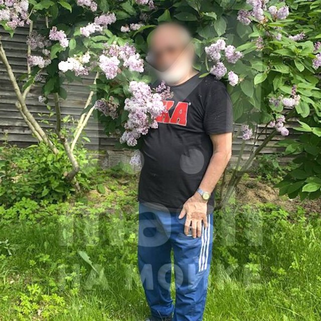 Пожилой пассажир авиарейса из Сургута насильно делал массаж девятилетней девочке Пожилой пассажир авиарейса из Сургута насильно делал массаж девятилетней девочке
