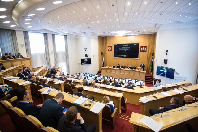 Жителей новостроек ХМАО хотели обязать платить за капремонт раньше положенного срока Жителей новостроек ХМАО хотели обязать платить за капремонт раньше положенного срока