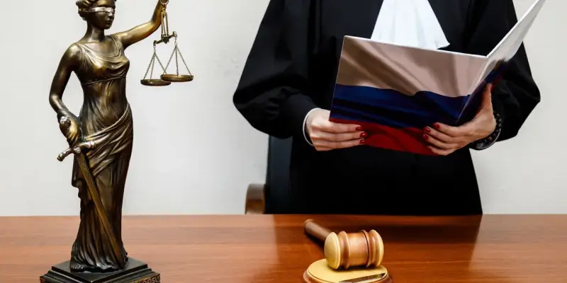 В ХМАО прокуратура наказала пристава, из-за которого югорчанин не смог улететь за границу