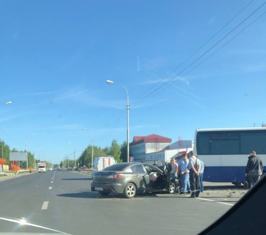 В Сургуте женщина пострадала в ДТП с автобусом