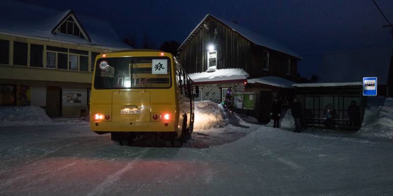 Жители ХМАО полчаса ждали маршрутки в тридцатиградусный мороз