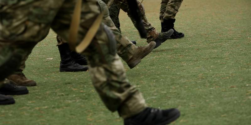 Выплаты военнослужащим продлили и расширили в ХМАО