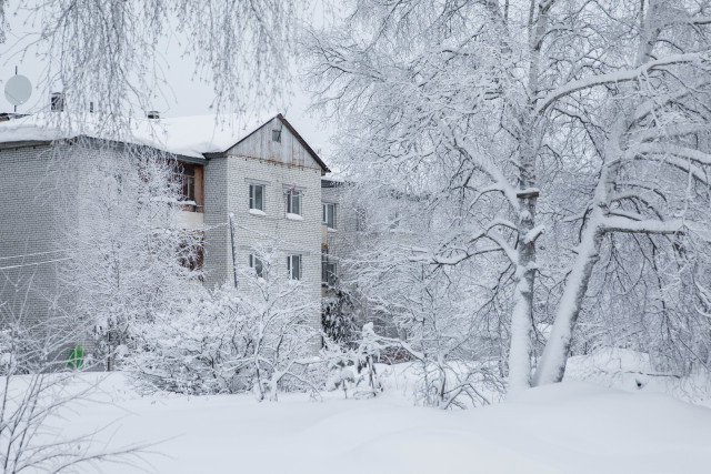 Жители дач в Сургуте боятся, что их дома сгорят из-за перегруженных электросетей