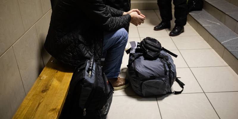 Скрывали имя и семьи: приезжих, получивших российское гражданство, выдворили из ХМАО