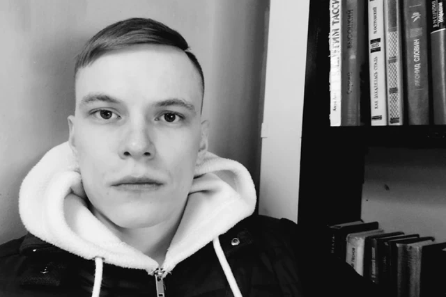 Эротический массаж, суд и связи с несовершеннолетними: экс-единоросс из ХМАО дал интервью «Вестнику» Эротический массаж, суд и связи с несовершеннолетними: экс-единоросс из ХМАО дал интервью «Вестнику»