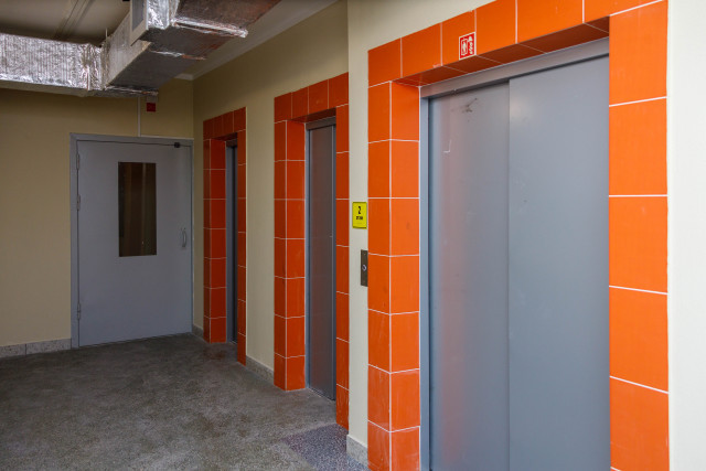 Произошел сбой: специалисты назвали причину падения лифта в жилом доме в Нижневартовске Произошел сбой: специалисты назвали причину падения лифта в жилом доме в Нижневартовске