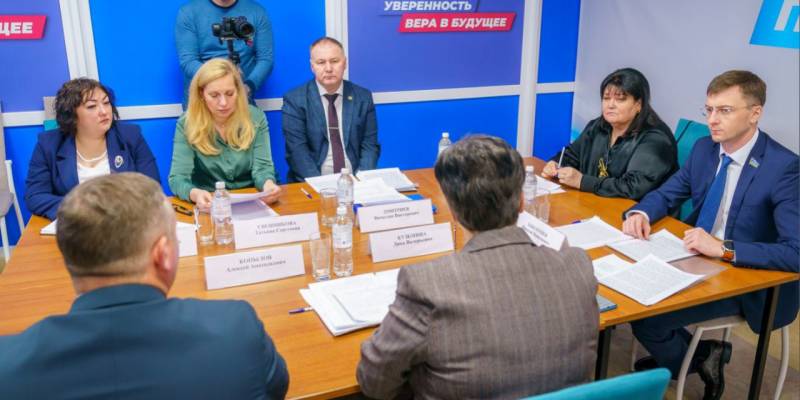 ​«Единая Россия» и Ветслужба Югры обсудили необходимость регистрации домашних животных