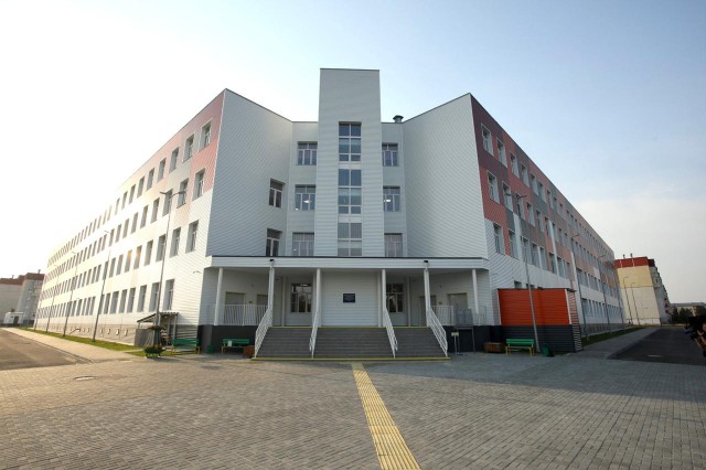 Губернатор Югры проинспектировала новую школу в Сургутском районе