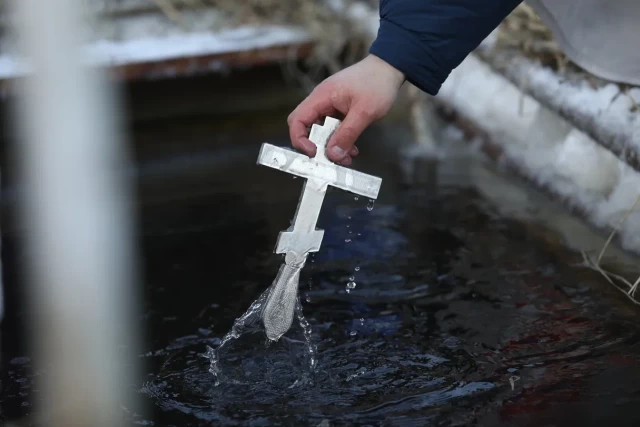 В ХМАО оборудуют почти 60 купелей - карта всех мест для окунания в день Крещения Господня