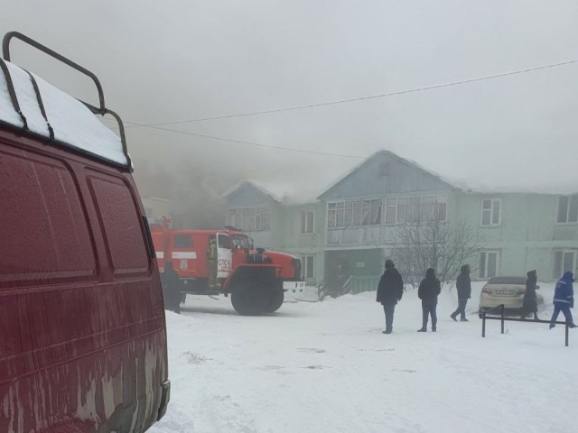 Голые девушки под водой - обои и картинки на рабочий стол