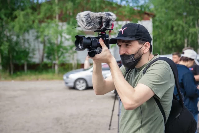 Молодого режиссера призвали не снимать фильм ужасов в Сургутском районе