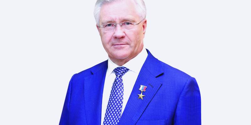 Глава «Сургутнефтегаза» поздравил нефтяников с профессиональным праздником