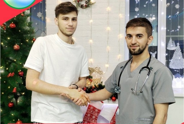 В ХМАО молодой хирург спас руку парню, получившему тяжелое ранение в драке